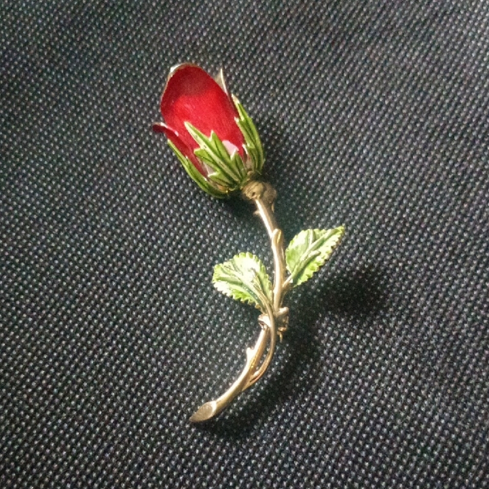 Vintage Red and Green Rose Brooch Jewelry
